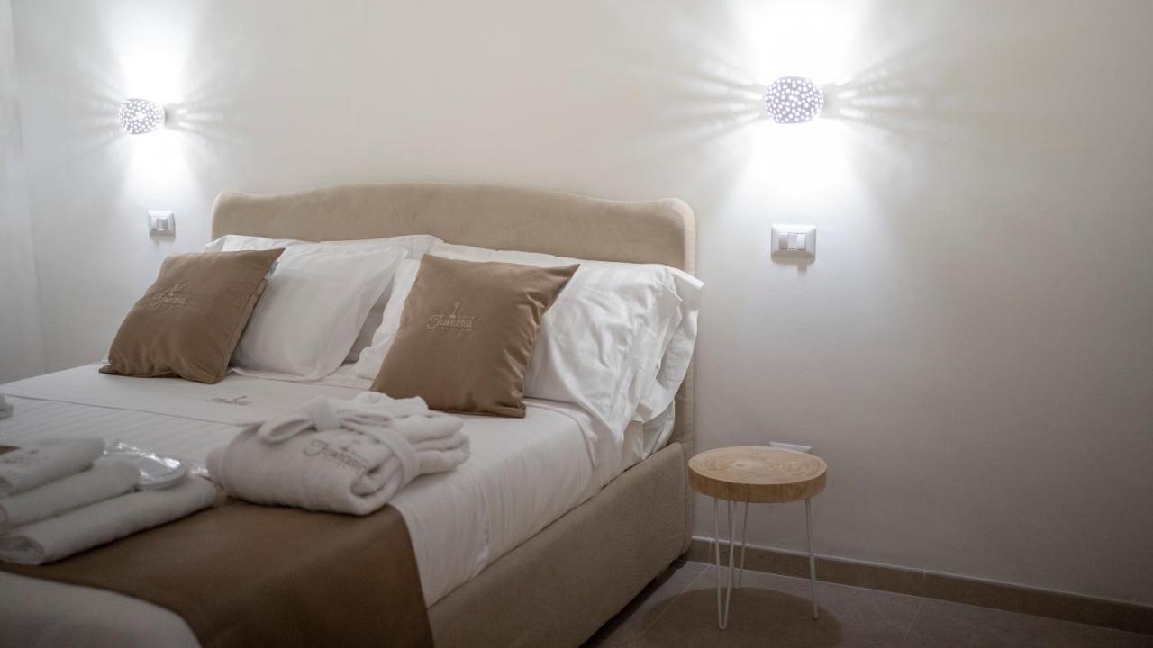 Dimora Fantasia Charme B&B Барі Екстер'єр фото