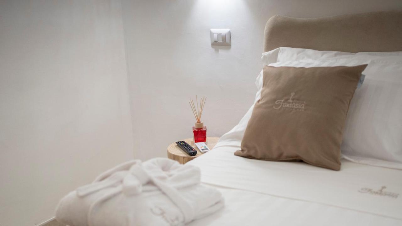 Dimora Fantasia Charme B&B Барі Екстер'єр фото