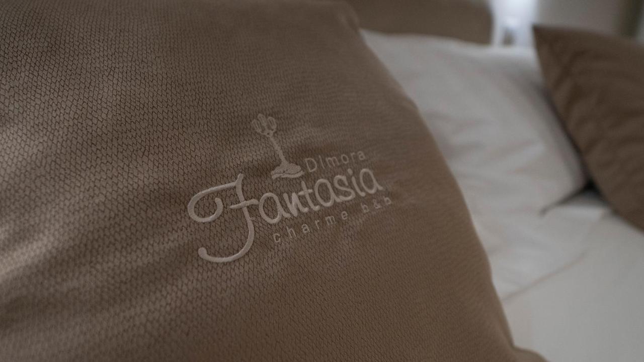 Dimora Fantasia Charme B&B Барі Екстер'єр фото
