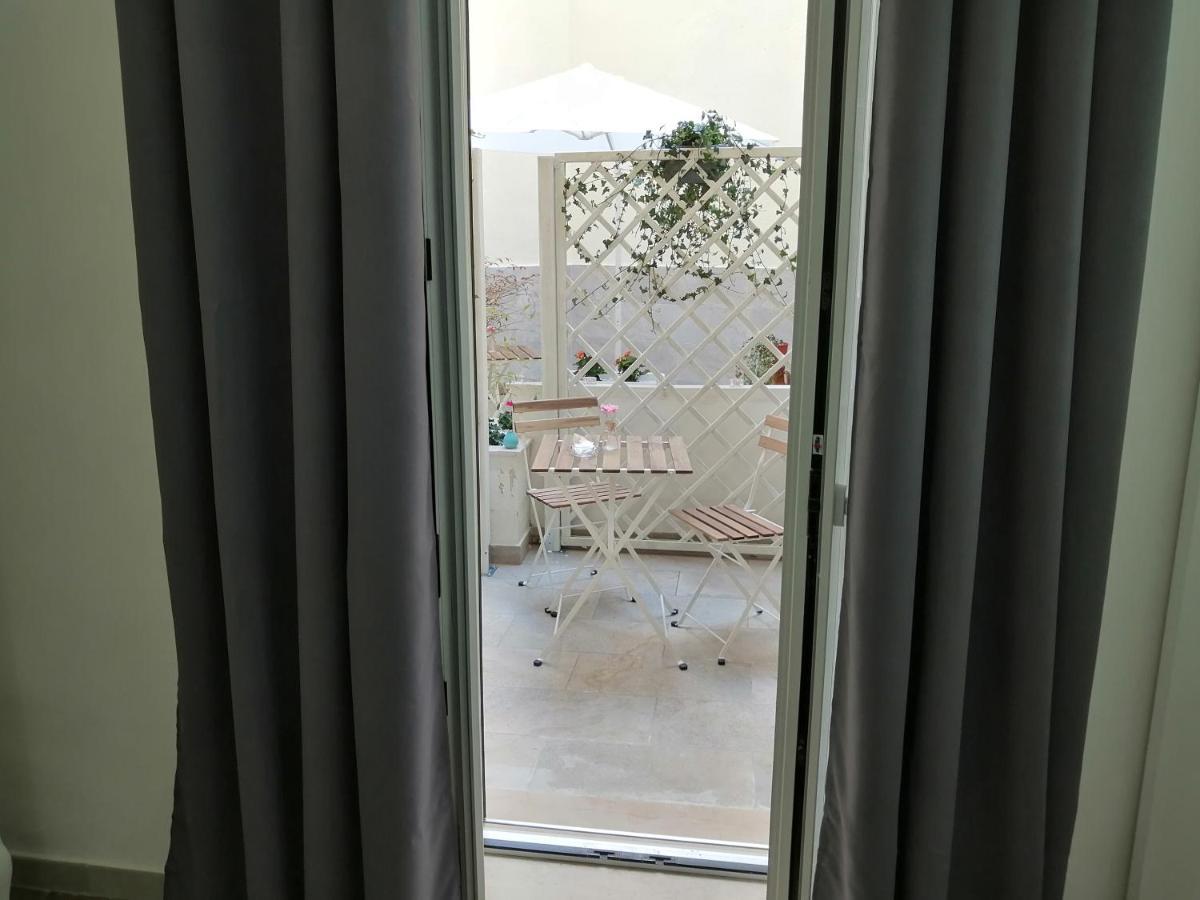 Dimora Fantasia Charme B&B Барі Екстер'єр фото