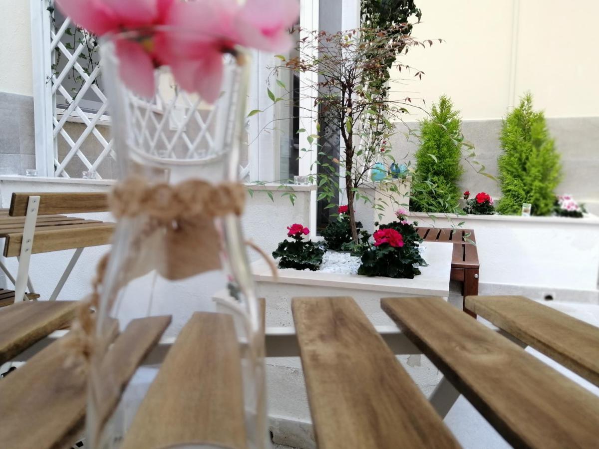 Dimora Fantasia Charme B&B Барі Екстер'єр фото