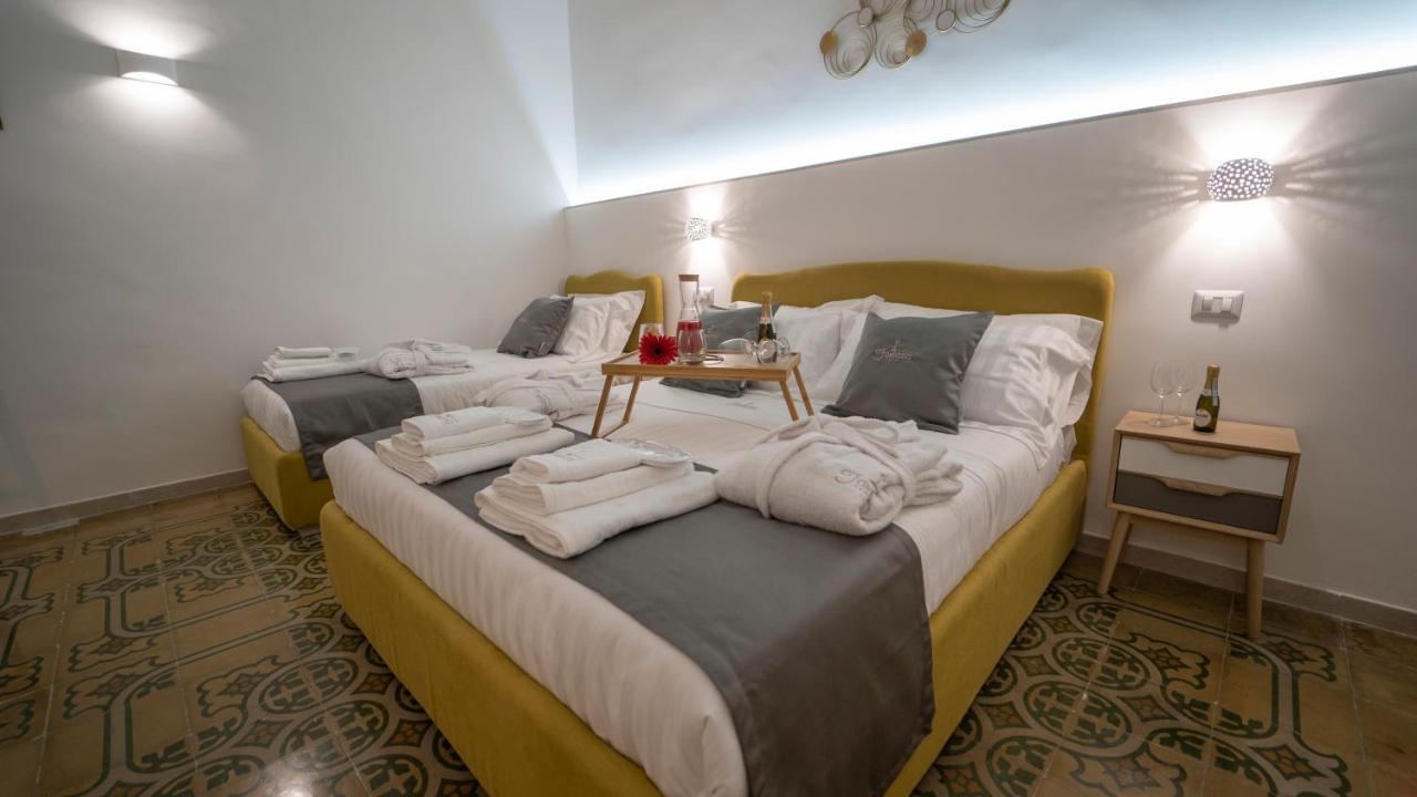 Dimora Fantasia Charme B&B Барі Екстер'єр фото